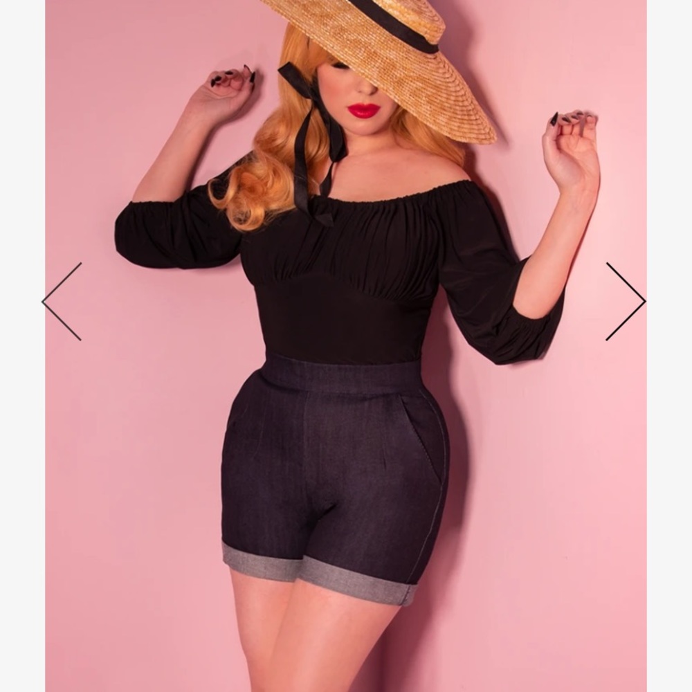 Denim shorts Micheline Pitt used